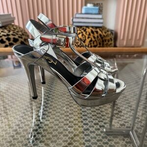 SAINT LAURENT TRIBUTE 75 PATENT PLATFORM SANDAL
